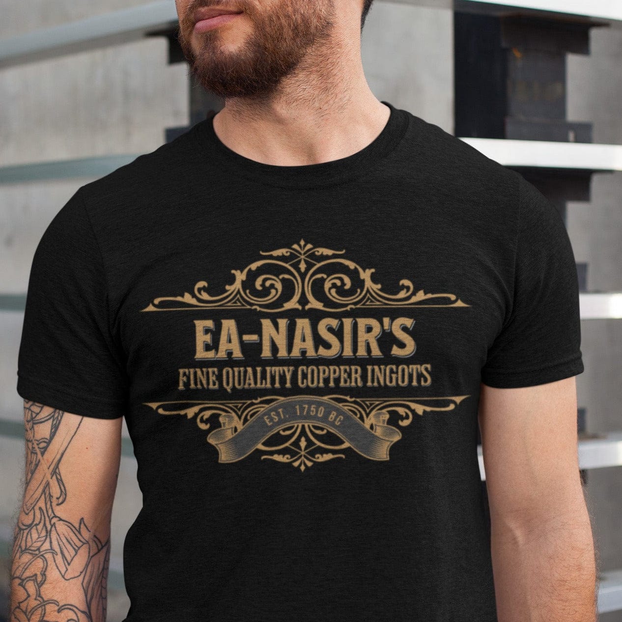 Black Heather / S Ea-Nasir T-Shirt