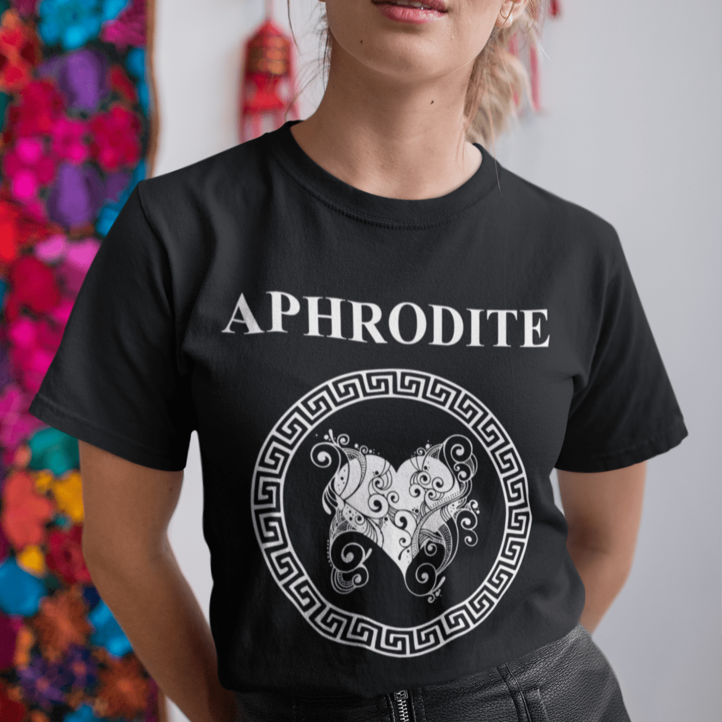Black / S Aphrodite Greek Goddess of Beauty T-shirt