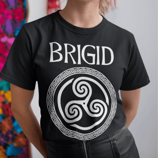 Black / S Brigid Celtic Goddess Triskelion Symbol T-Shirt